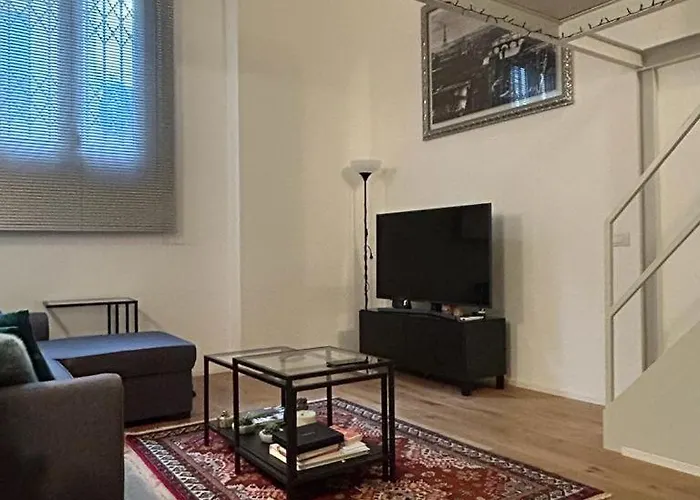 Cozy Apartment Near Bocconi