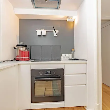 Cozy Apartment Near Bocconi Milan Exterior photo
